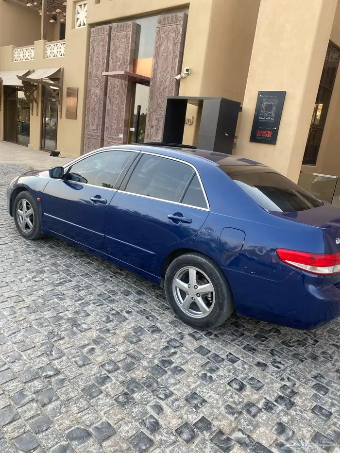 سيارة Honda Acord 2003 عليها ضمان أسبوع 14لل صامل 3
