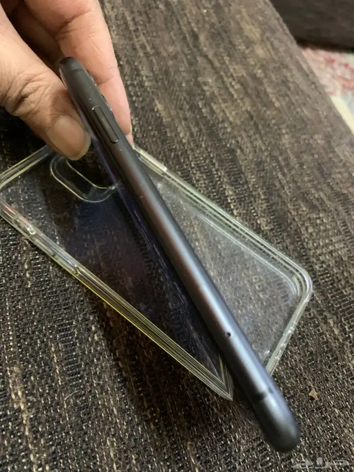 ايفون 11 عادي 2