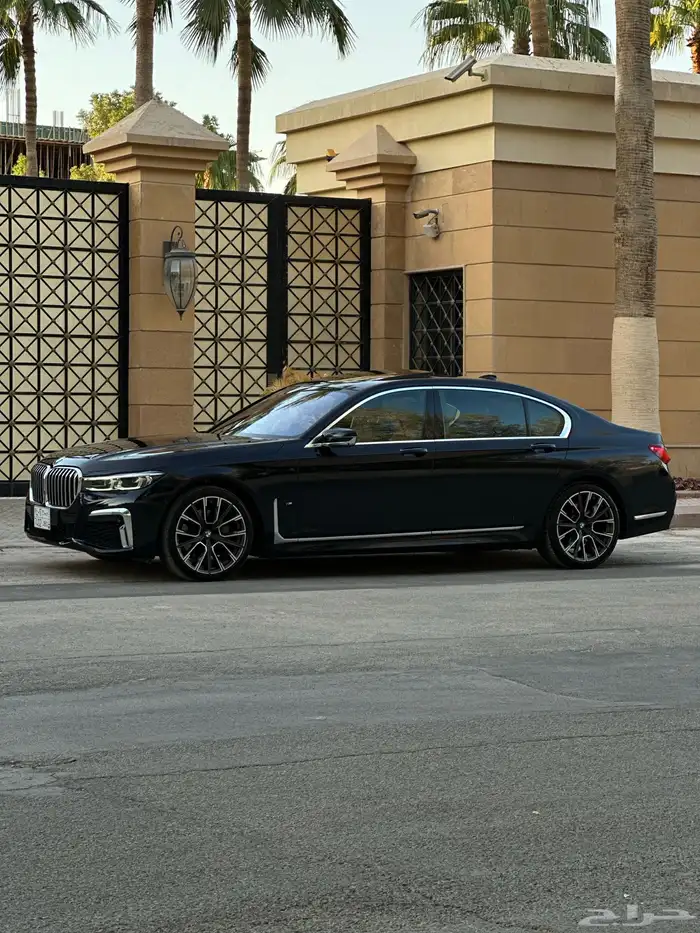 بي ام 740i 2021 ام كت 14