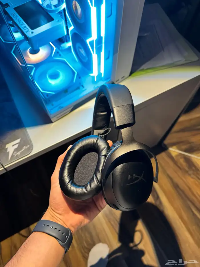 hyperX cloud 3 wireless   Mic hyperX QuadCast S 2