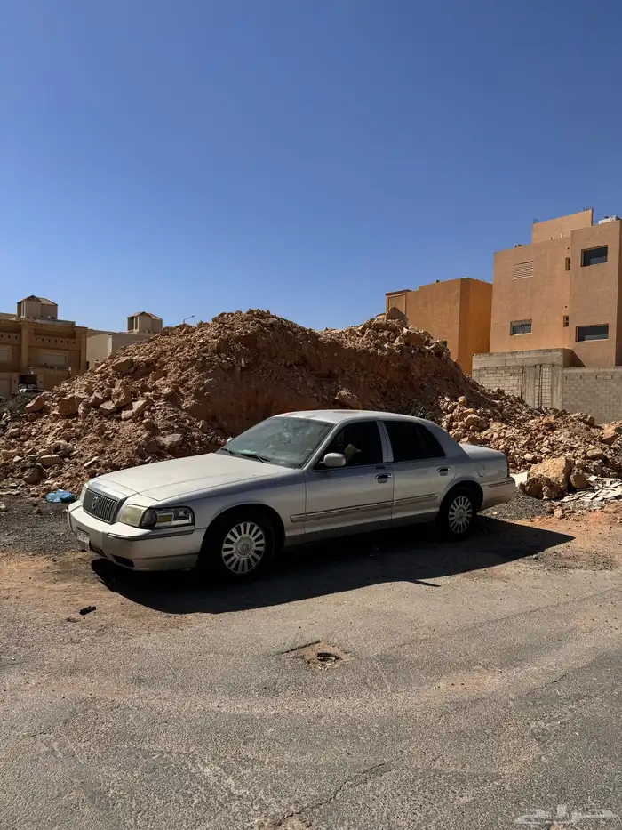 فورد ماركيز للبيع تشليح او استخدام 1