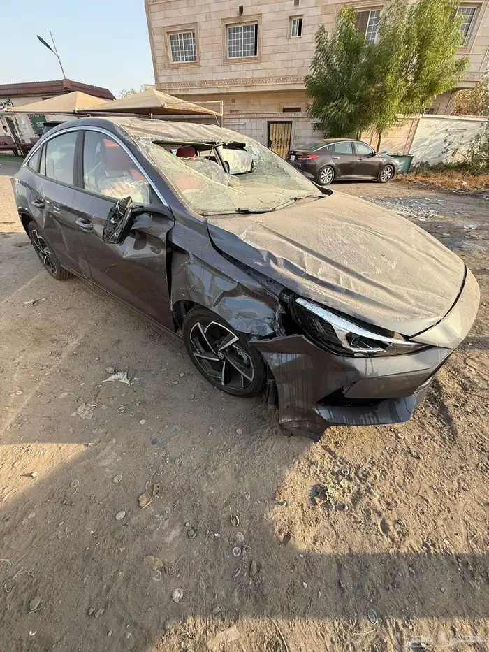 MG GT مصدومة 1