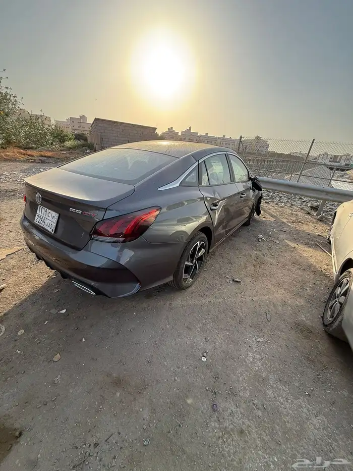 MG GT مصدومة 3