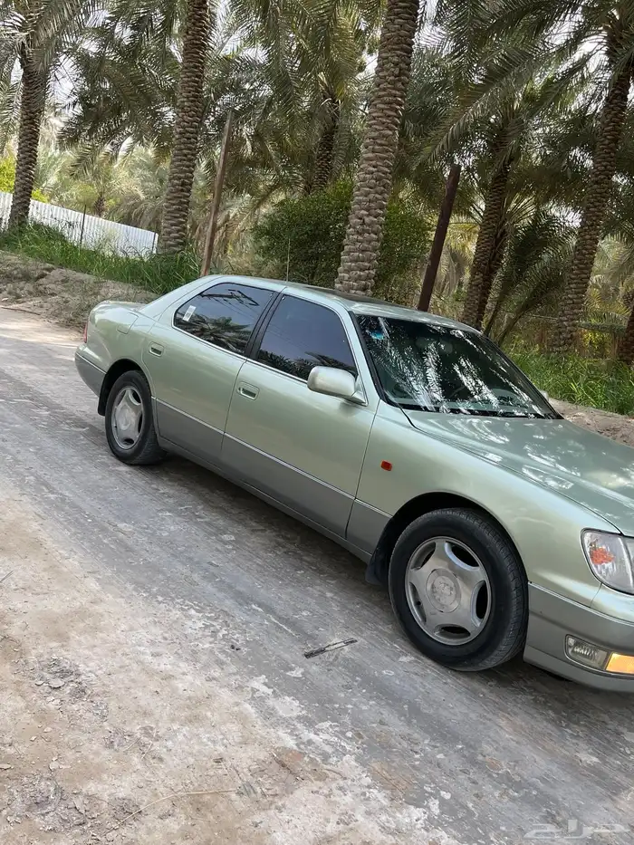 للبيع لكزس 400 LS 4