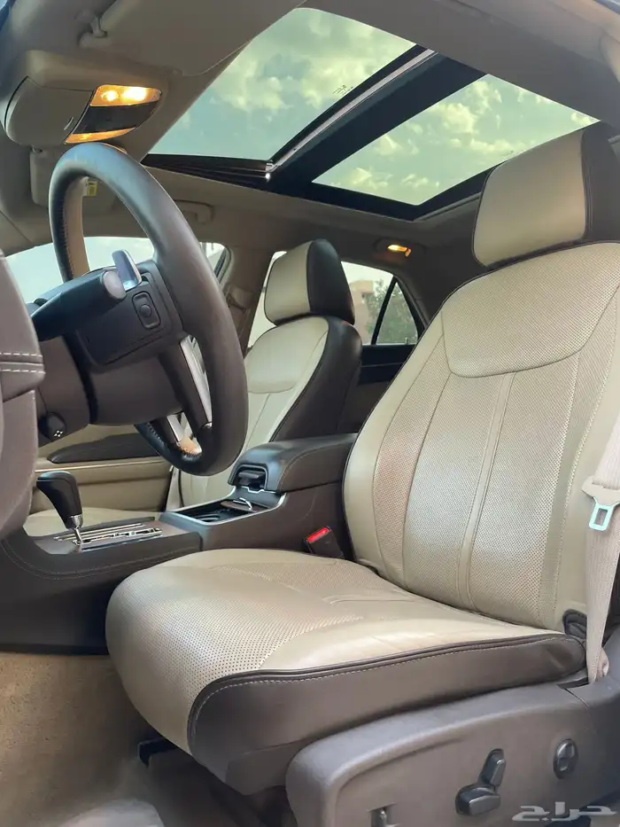 كرايزلر c300 اكزيكتيف 2014 8