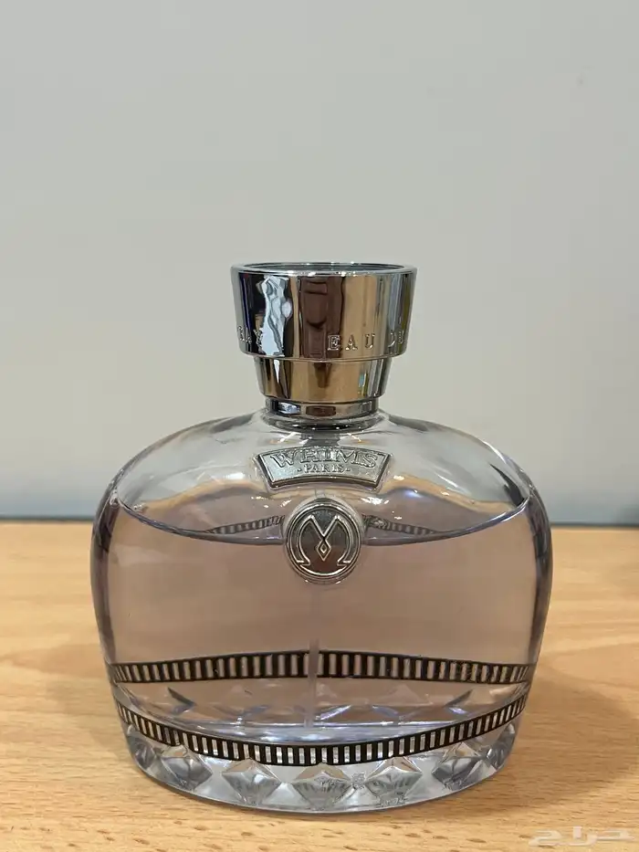 عطر hooked و عطر whims 2