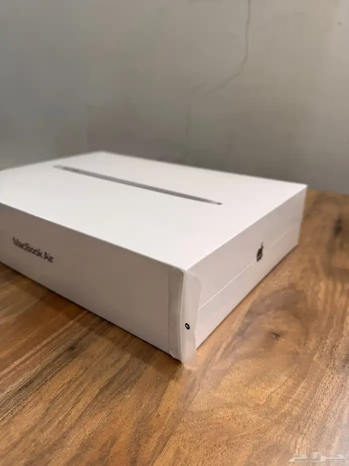 ماك بوك macbook air 2020. معالج m1 تخزين 265 الرام 8g 0