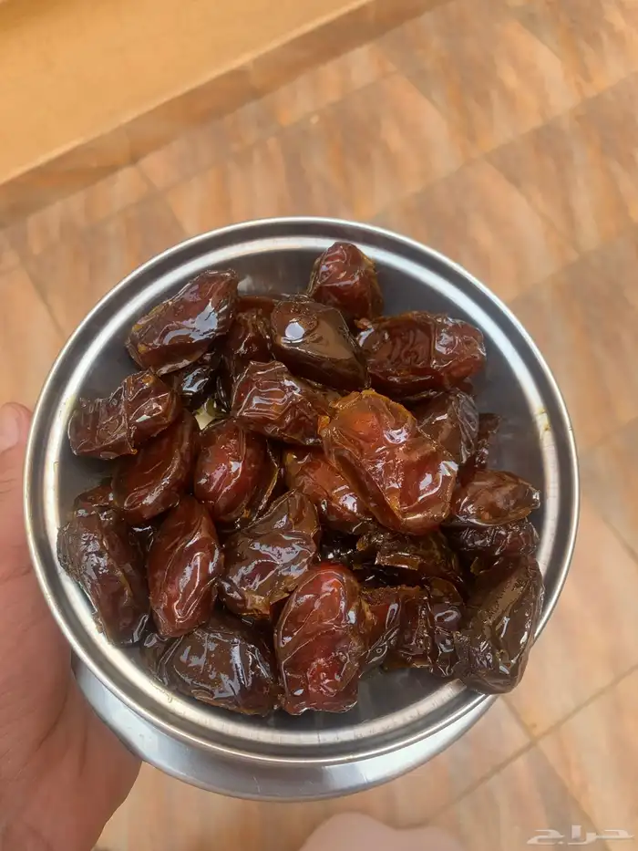 تمر خلاص الخرج 8