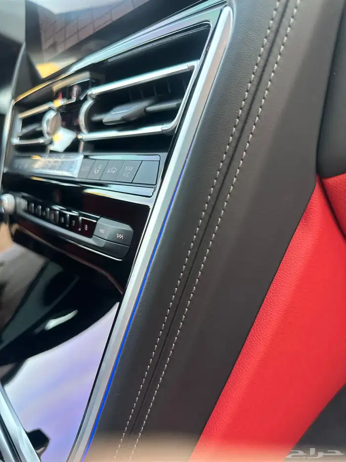 بي ام 840i 2020 على الضمان والصيانات المجانيه 36