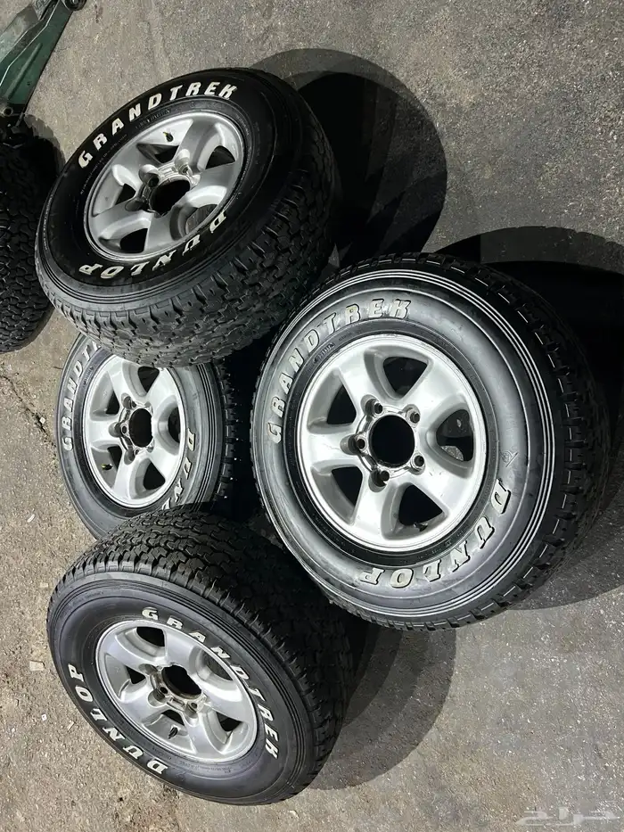 جنوط 98 جيب مقاس 16 كفرات دنلوب تاريخ 24 شبه الجديد 3