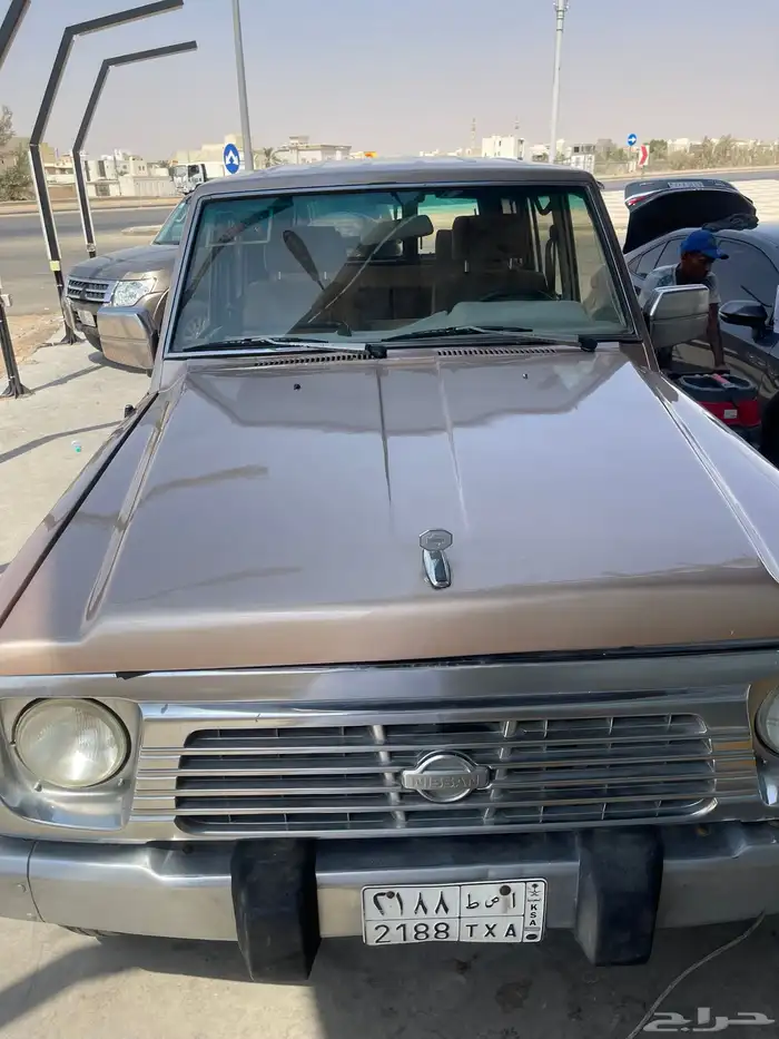 بترول نيسان المحركات علي شرط 2