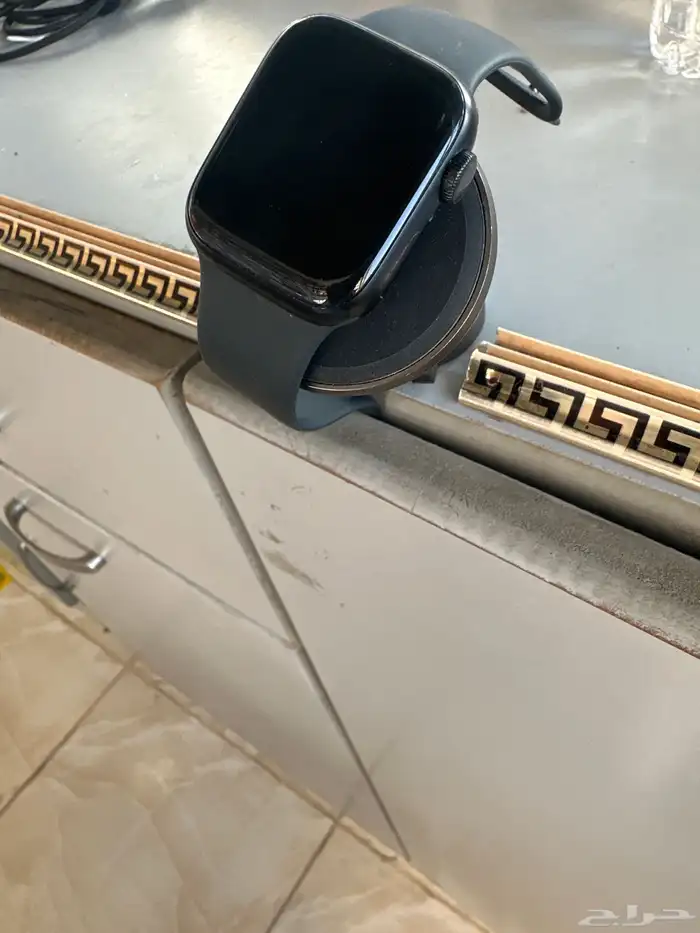ساعه البيع iPhone 1
