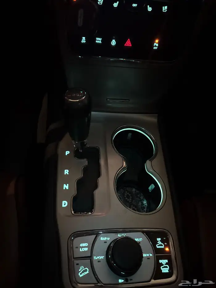 جيب جراند شروكي 2011 اعلى فئة دبل 8V 5