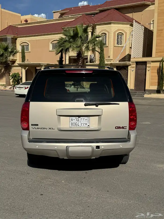 يوكون2012XL 10