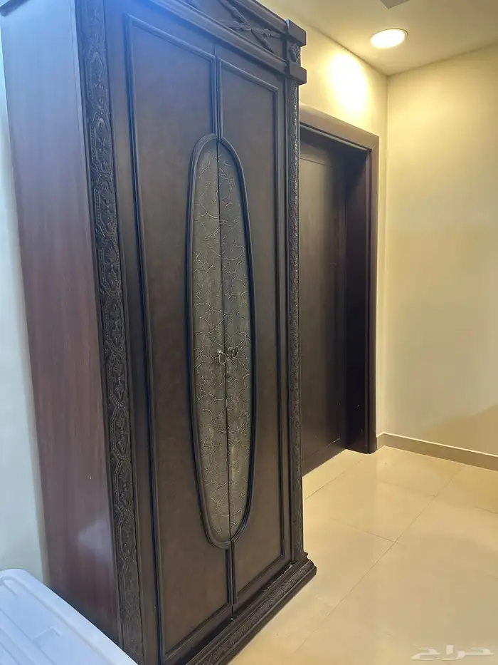 دولاب عبايات 3