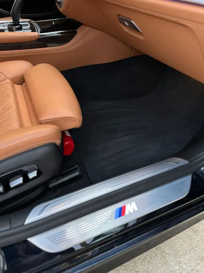 بي ام 740i 2021 ام كت 50