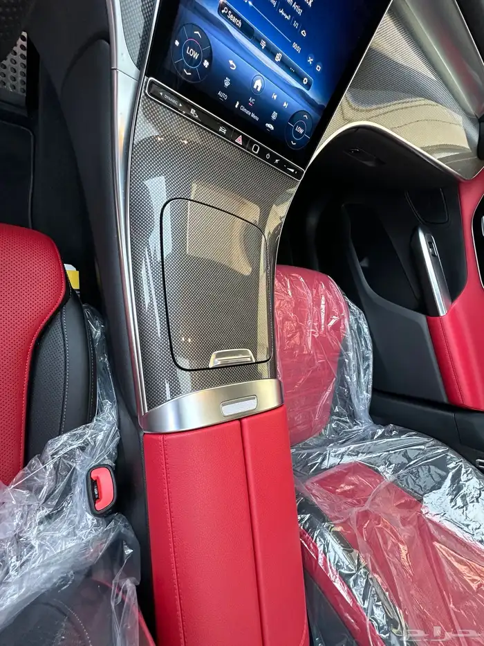 مرسيدس GLC300 AMG موديل 2025 شبه جديد 11