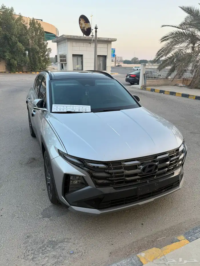 Hyundai tuscan 2025 premium for sale 4