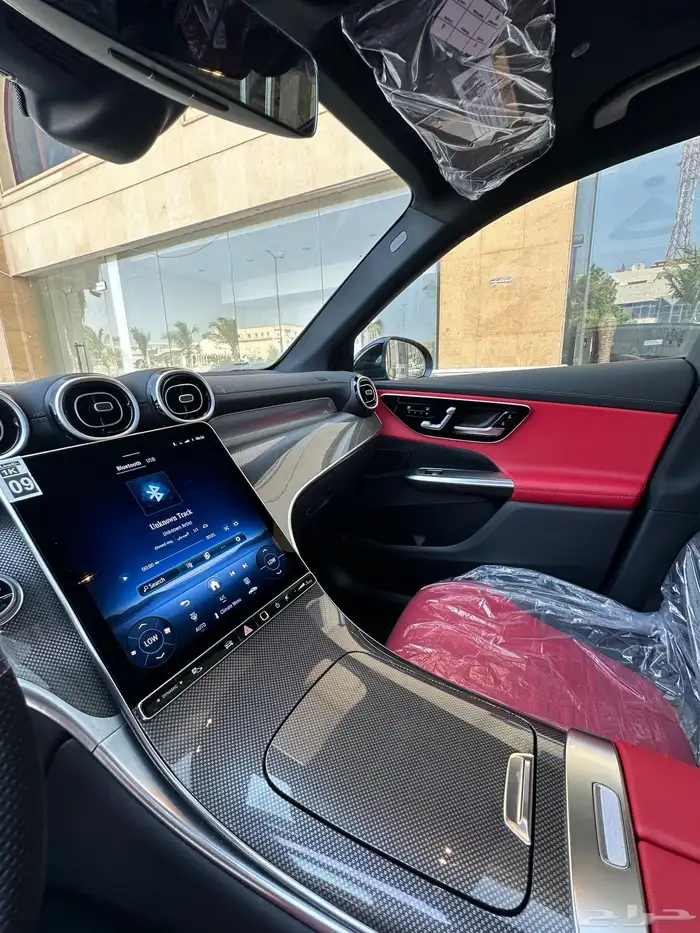 مرسيدس GLC300 AMG موديل 2025 شبه جديد 7