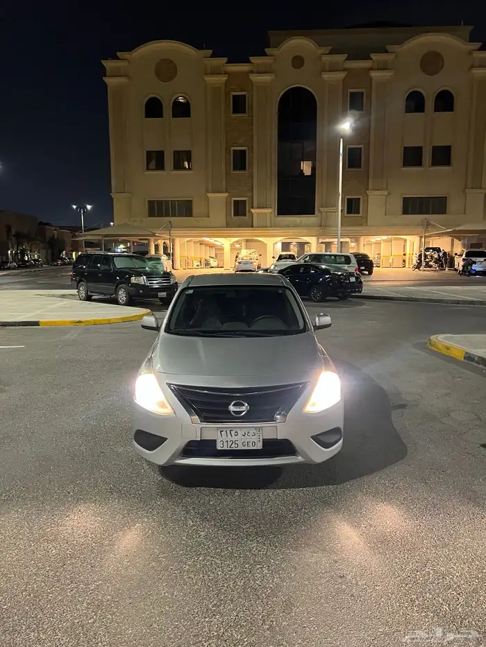 للبيع نيسان صني 2019 11