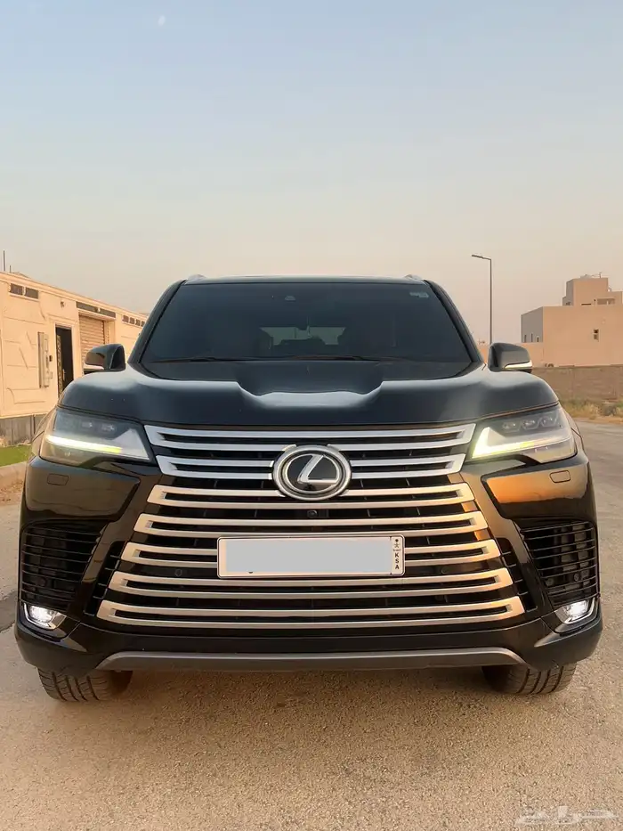 جيب لكزس 2023 BB اسود (وارد اليحيى) 10