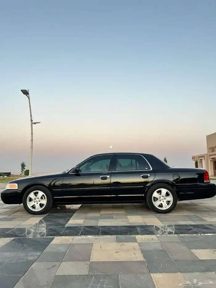 فورد فكتوريا ممشى قليل 1