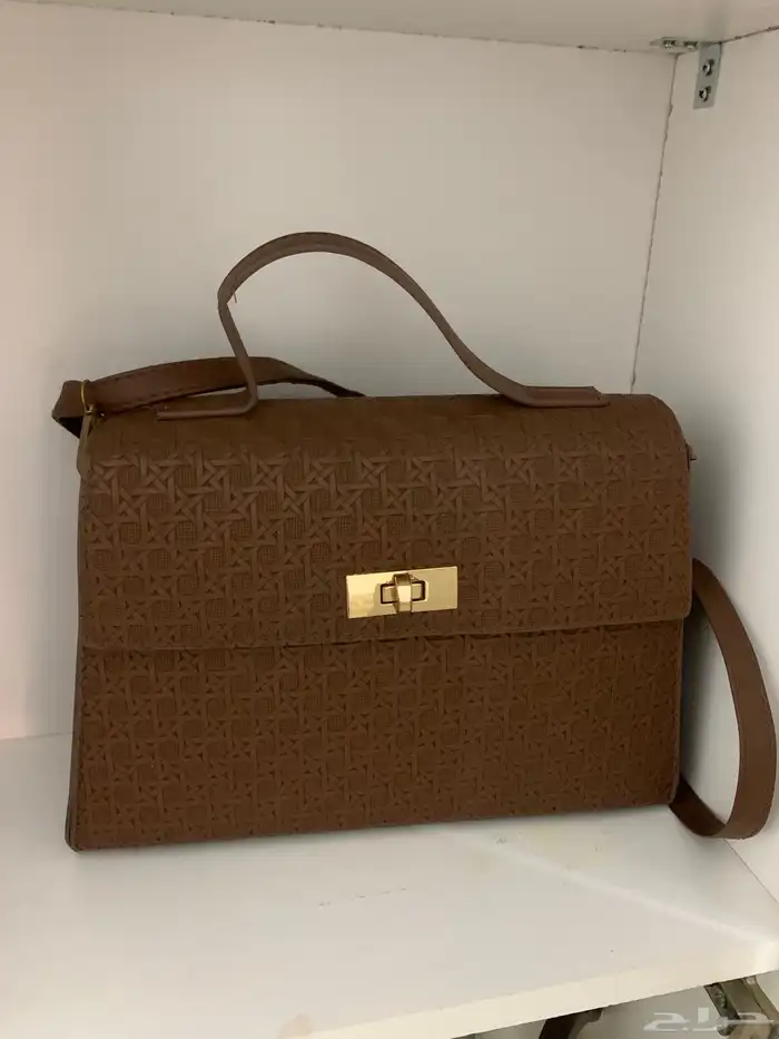 3فساتين و2شنطه 5