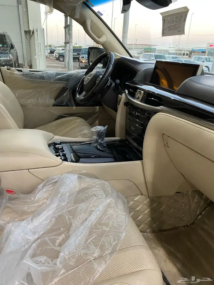 لكزس LX 570 2020 سعودي 10