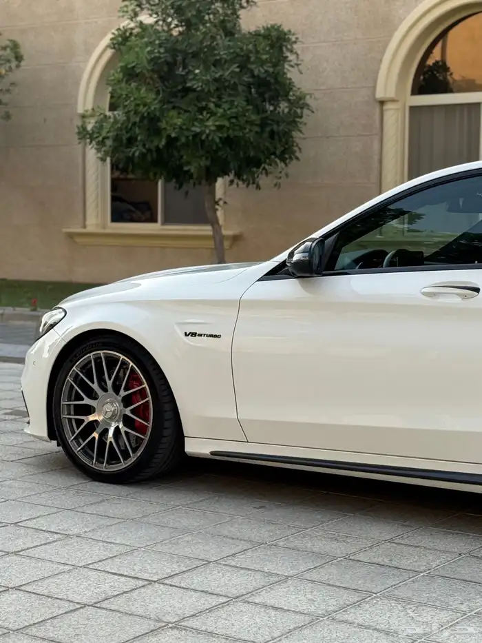 MERCEDES C63s 2016 7