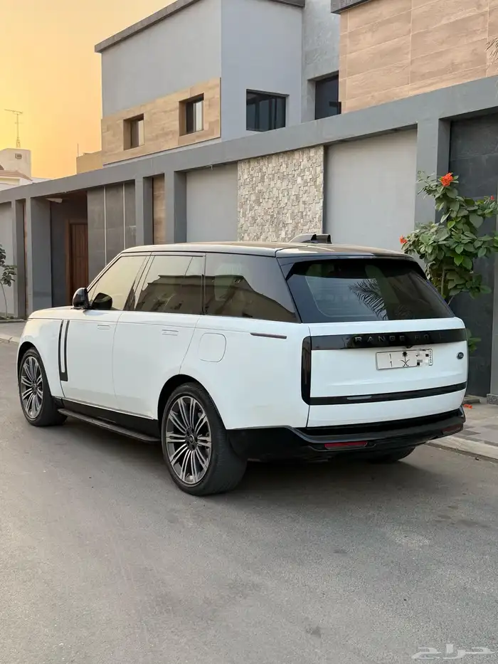 رنج روفر HSE 2023 3