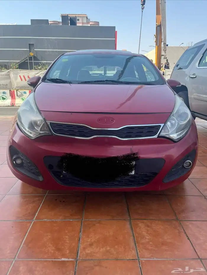 للبيع KIA ريو هاتش باك موديل 2015 3
