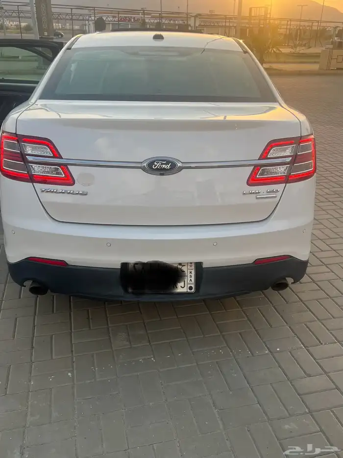 فورد توروس ليمتد 2014 3