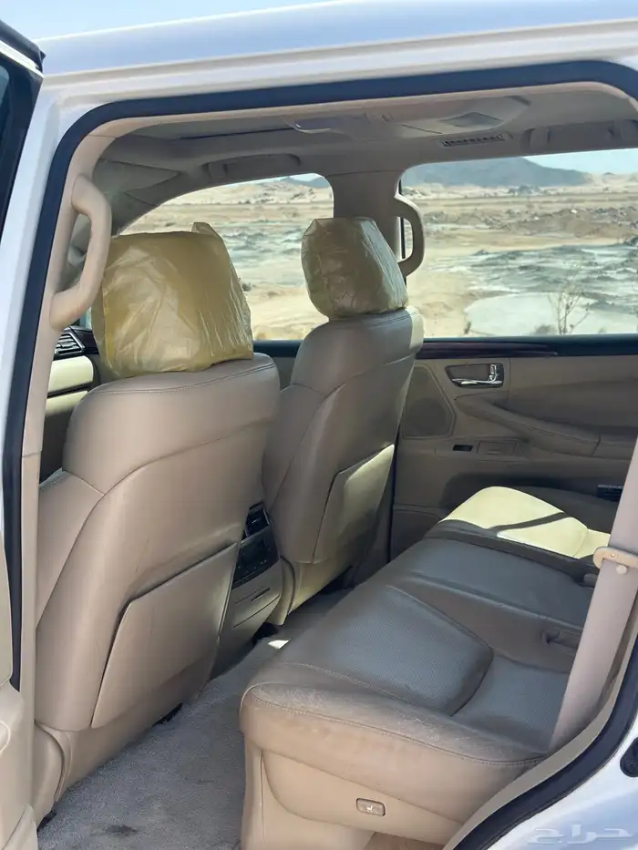 لكزس LX570 2011 6