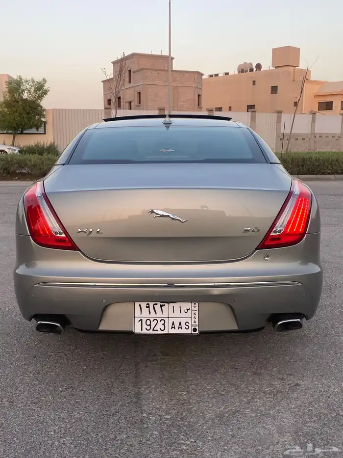 للبيع جاكوار. 2013 XJ 3