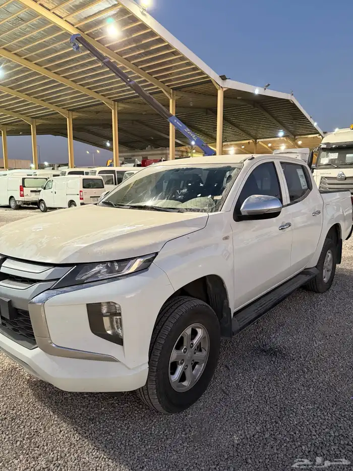 مستوبيشي L200 دبل غمارتين 2023 ديزل 1