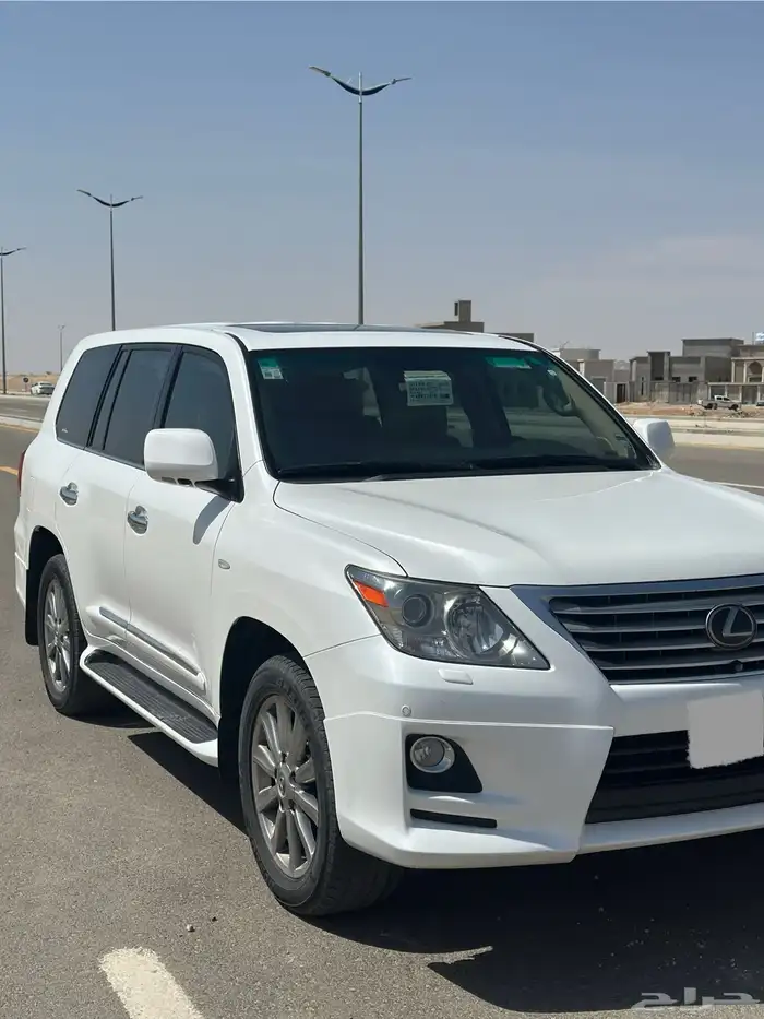 لكزس LX570 2011 3
