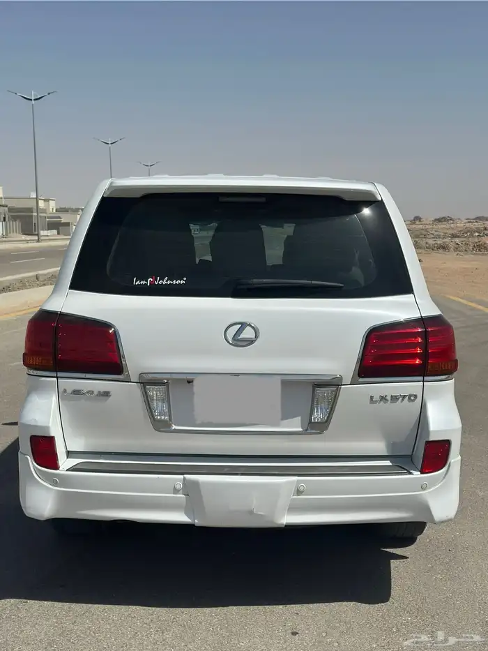 لكزس LX570 2011 2