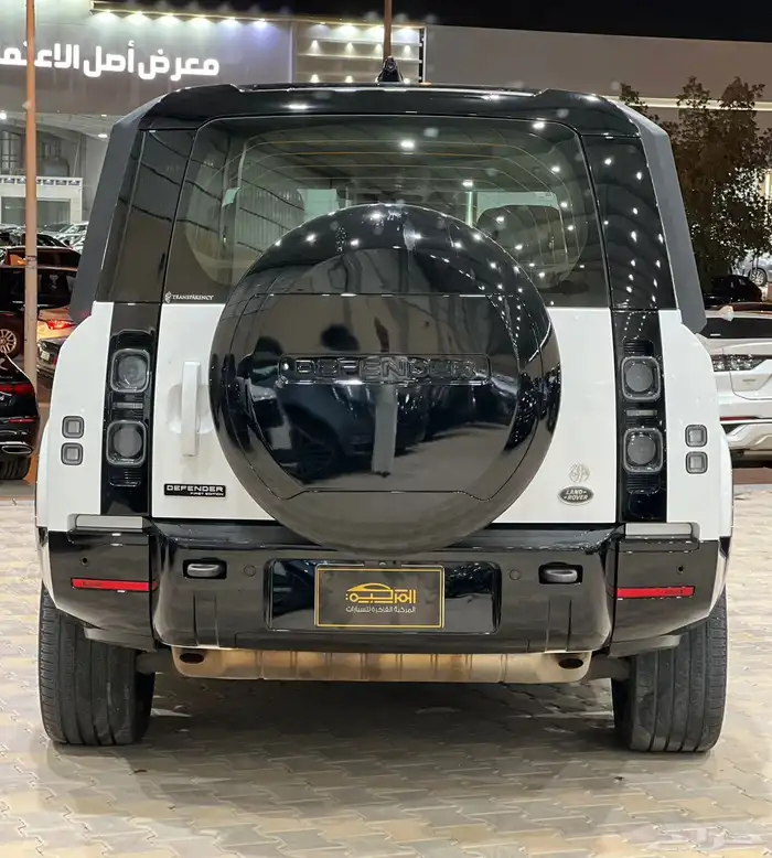 لاندروفر ديفندر 130 فرست اديشن موديل 2023 5