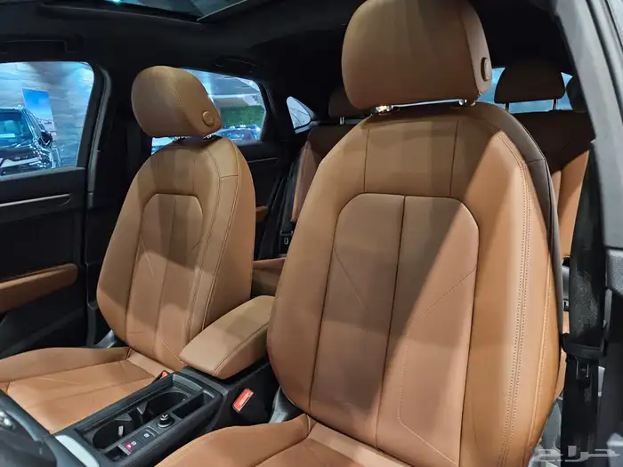 اودي Q3 Sport Pack موديل 2023م (وارد ساماكو) 8