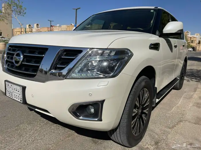 نيسان باترول 2019 نص فل SE2 ماشي 220 قمة فالنظافه 4