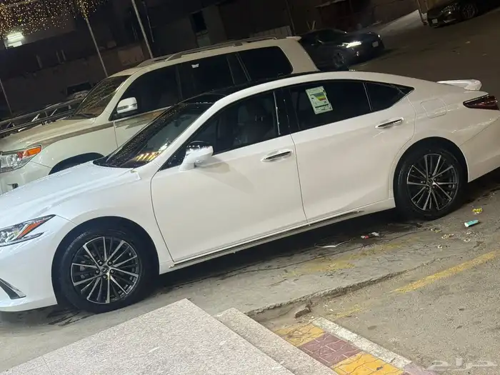 لكزس Es350 2024 2