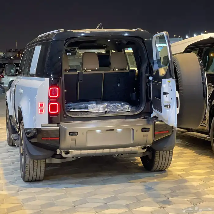 ديفندر 110 HSE 2025 بسعر 388000 سارع قبل نفاذ الكميه 6