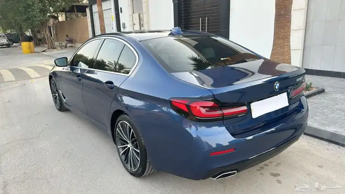 بي ام دبليو 520i سعودي ناغي تحت الضمان موديل 2022 5