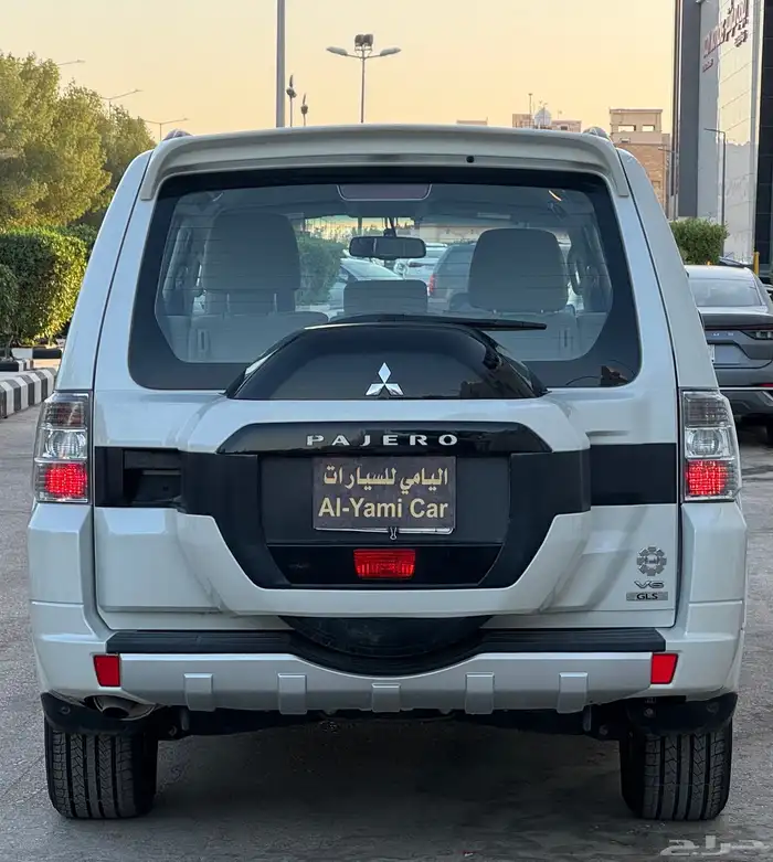 ميتسوبيشي باجيرو 2020-GLS 3