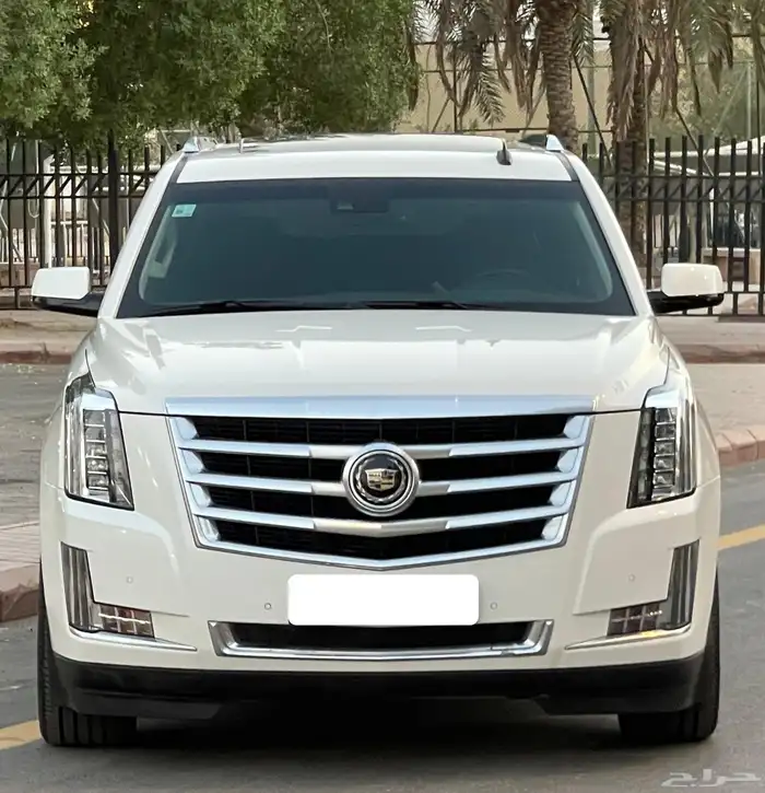 كاديلاك اسكاليد XL 2015 فل سعودي 2