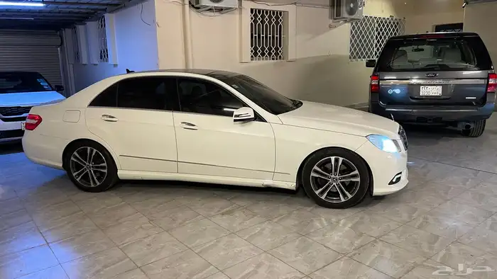 مرسيدس E350 2011 7