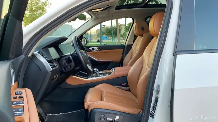 BMW X5 2019 نظييف 12