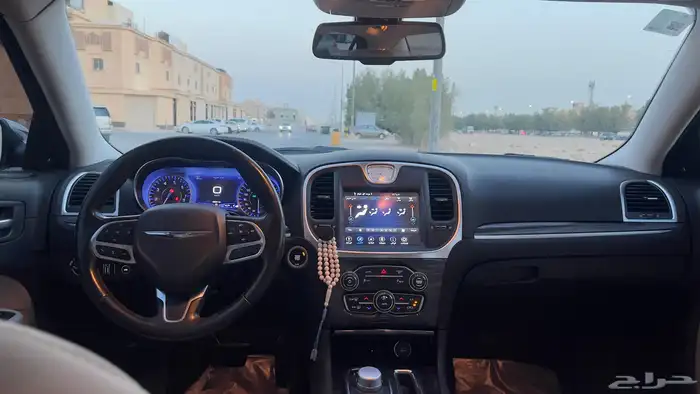 كرايزلر V6 عداد 37 الف 8