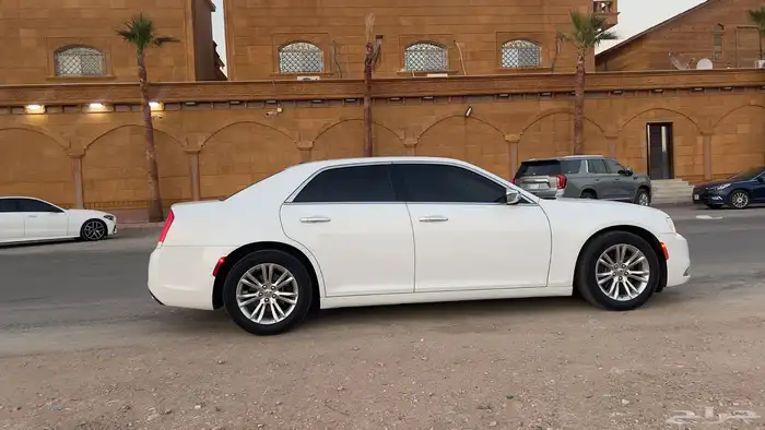 كرايزلر V6 عداد 37 الف 1