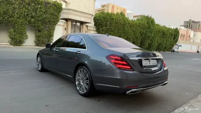 مرسيدس يخت اس 560 1
